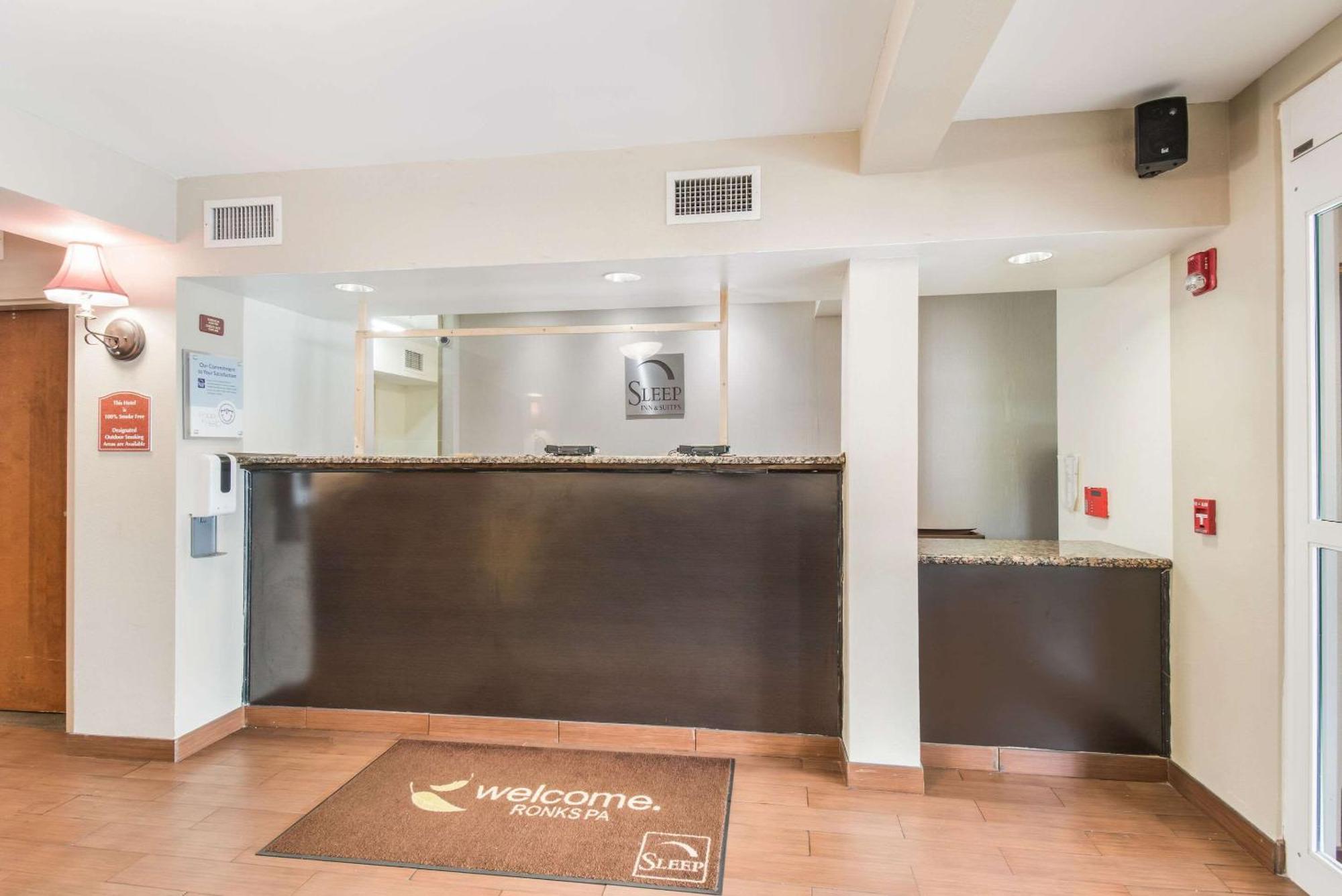 Sleep Inn & Suites Ronks Luaran gambar